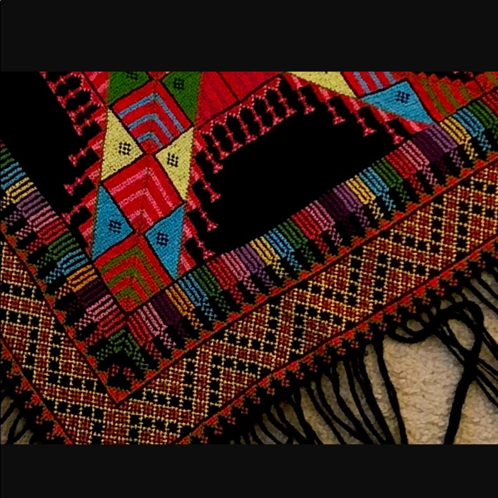 Woman Vintage Handmade Traditional Shull.